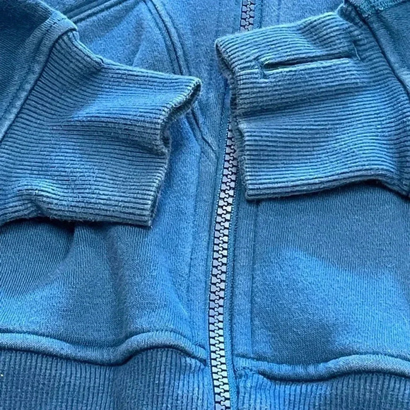 Ivivva Lululemon Blue Hoodie With Black Velvet Flowers Size  12 - Picture 6 of 9